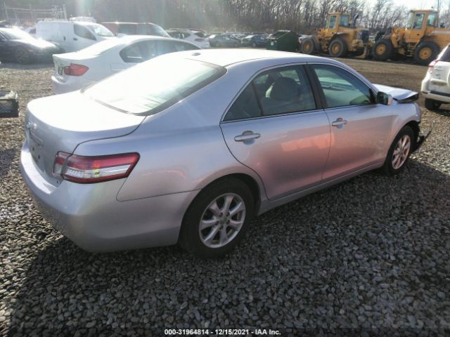 Photo 3 VIN: 4T4BF3EK8BR172115 - TOYOTA CAMRY 