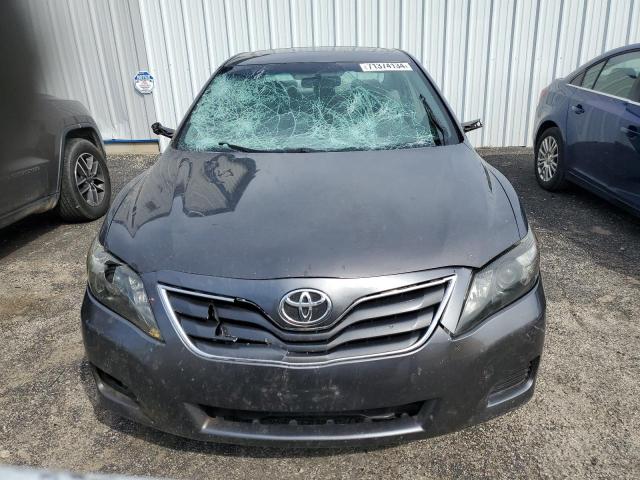 Photo 4 VIN: 4T4BF3EK8BR180571 - TOYOTA CAMRY BASE 