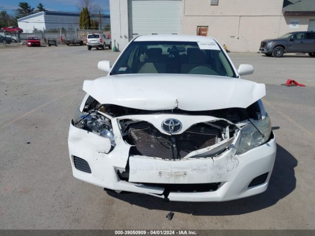 Photo 5 VIN: 4T4BF3EK8BR180683 - TOYOTA CAMRY 