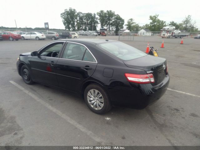 Photo 2 VIN: 4T4BF3EK8BR194213 - TOYOTA CAMRY 