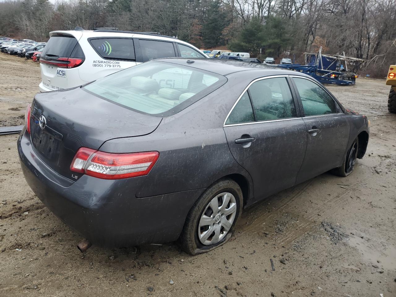 Photo 2 VIN: 4T4BF3EK8BR207963 - TOYOTA CAMRY 