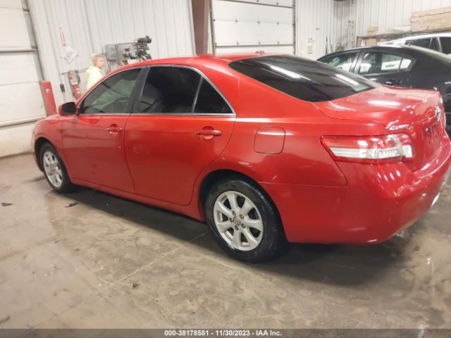 Photo 2 VIN: 4T4BF3EK9AR046277 - TOYOTA CAMRY 