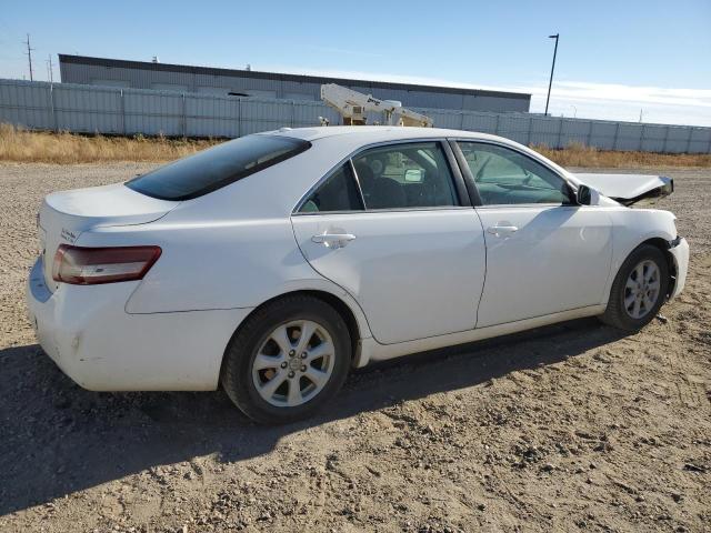 Photo 2 VIN: 4T4BF3EK9AR050359 - TOYOTA CAMRY BASE 