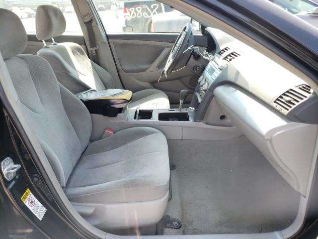 Photo 4 VIN: 4T4BF3EK9BR119472 - TOYOTA CAMRY BASE 