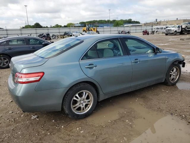 Photo 2 VIN: 4T4BF3EK9BR120721 - TOYOTA CAMRY BASE 