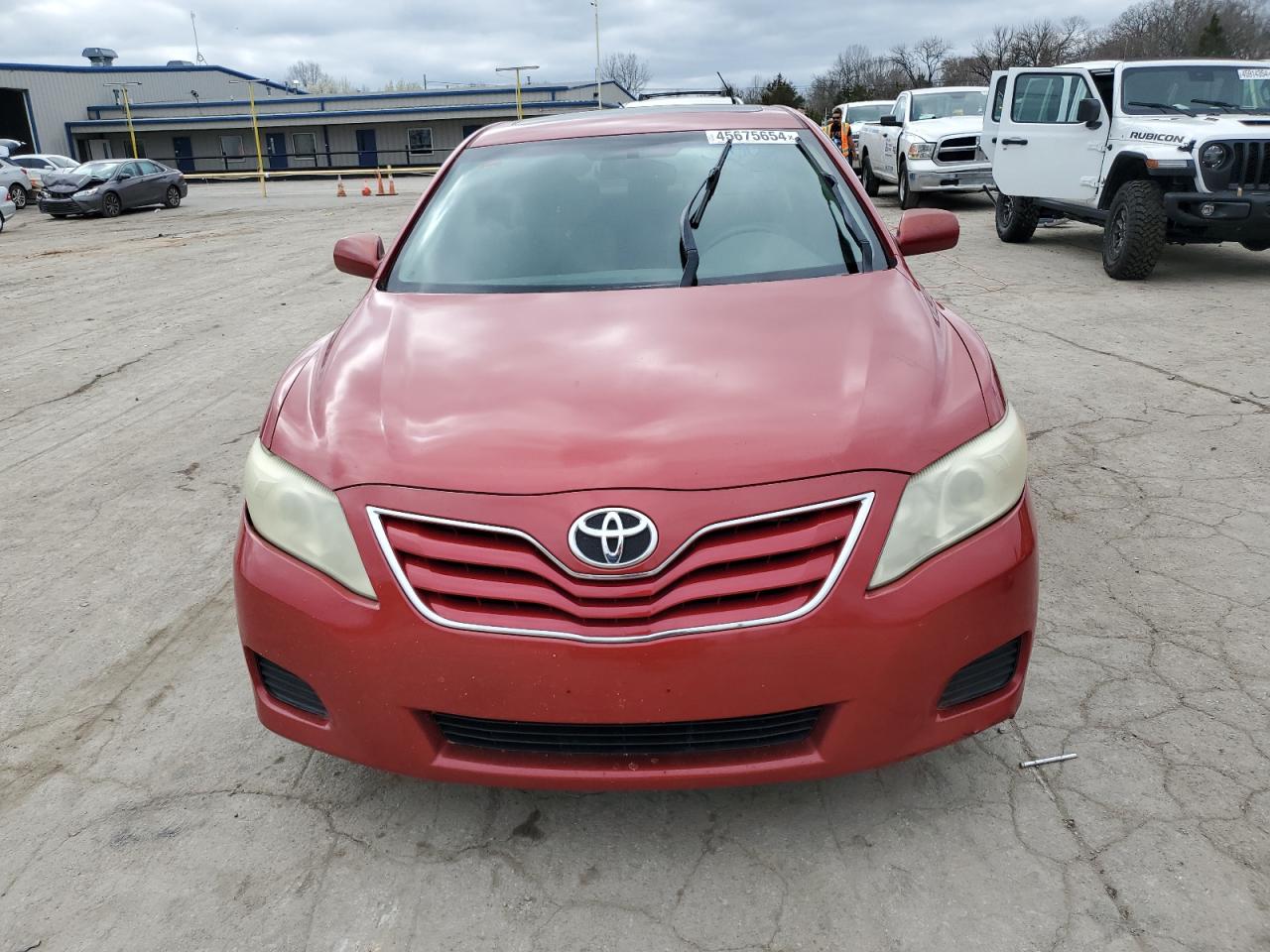 Photo 4 VIN: 4T4BF3EK9BR133064 - TOYOTA CAMRY 