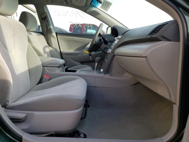 Photo 4 VIN: 4T4BF3EK9BR138393 - TOYOTA CAMRY BASE 