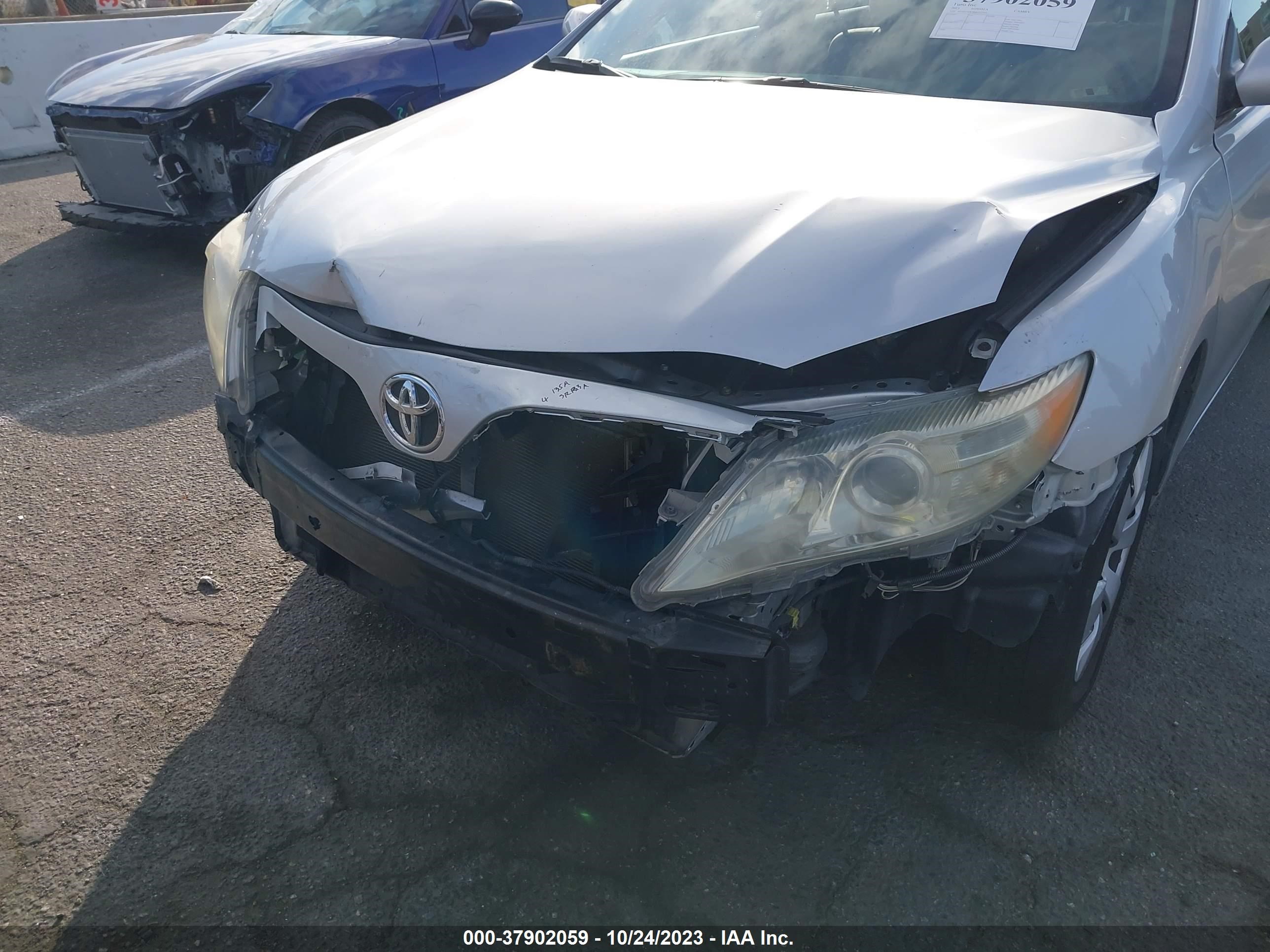 Photo 5 VIN: 4T4BF3EK9BR142704 - TOYOTA CAMRY 