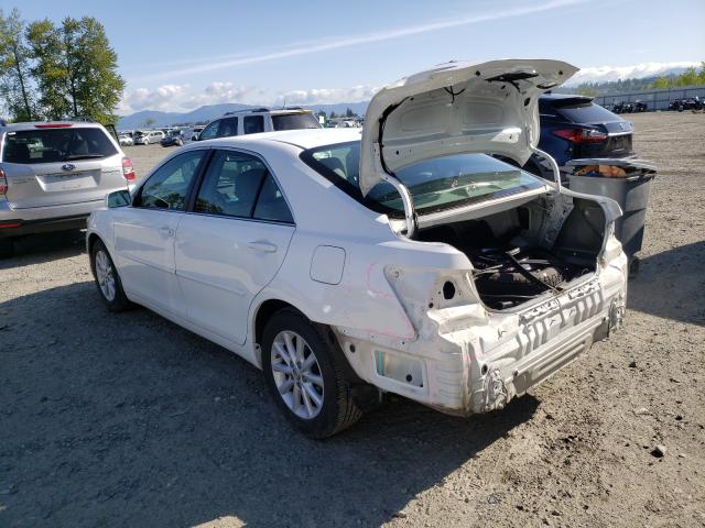 Photo 2 VIN: 4T4BF3EK9BR154156 - TOYOTA CAMRY BASE 