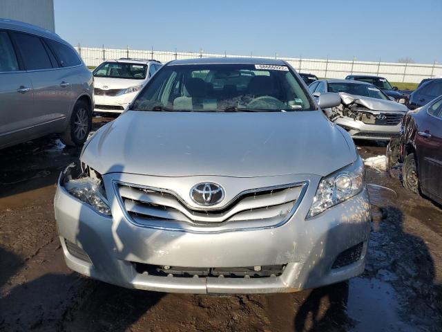 Photo 4 VIN: 4T4BF3EK9BR158465 - TOYOTA CAMRY BASE 