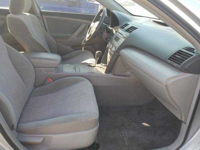 Photo 4 VIN: 4T4BF3EK9BR160295 - TOYOTA CAMRY BASE 