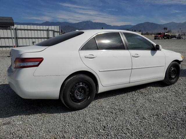 Photo 2 VIN: 4T4BF3EK9BR161382 - TOYOTA CAMRY BASE 