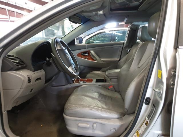 Photo 4 VIN: 4T4BF3EK9BR162001 - TOYOTA CAMRY BASE 