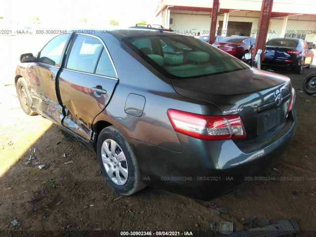 Photo 2 VIN: 4T4BF3EK9BR169689 - TOYOTA CAMRY 