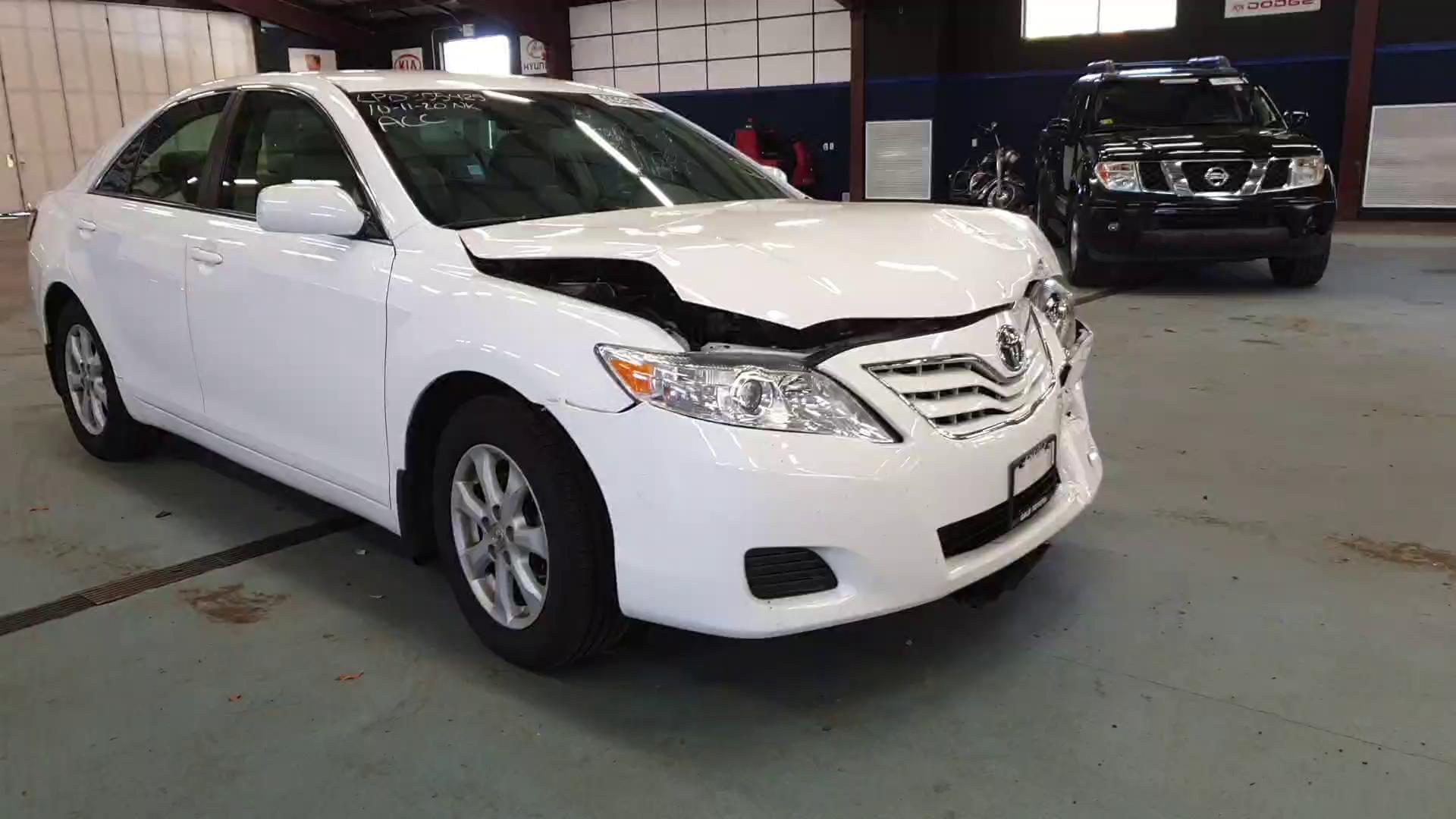 Photo 10 VIN: 4T4BF3EK9BR181566 - TOYOTA CAMRY BASE 