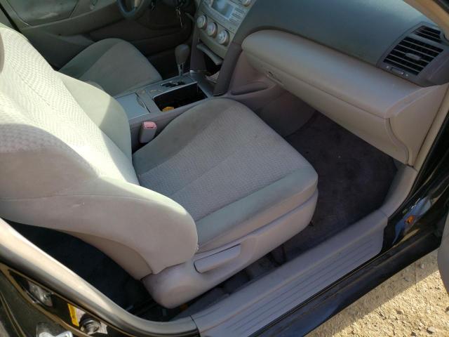 Photo 4 VIN: 4T4BF3EK9BR184192 - TOYOTA CAMRY BASE 