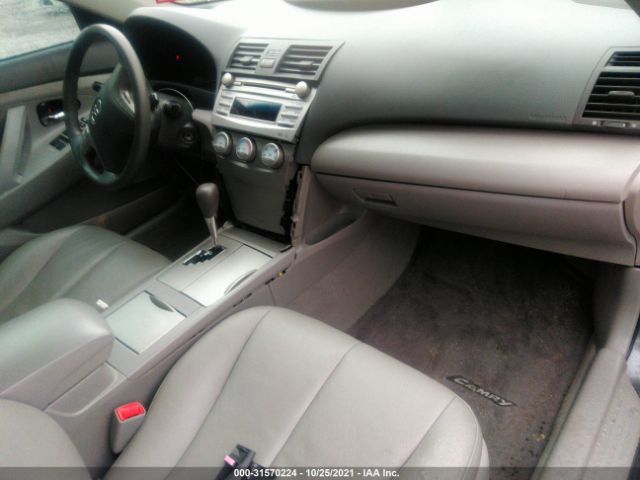 Photo 4 VIN: 4T4BF3EK9BR190848 - TOYOTA CAMRY 