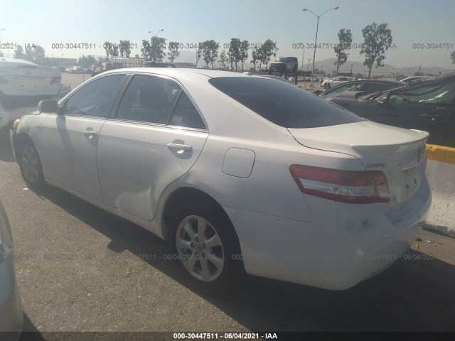 Photo 2 VIN: 4T4BF3EK9BR206420 - TOYOTA CAMRY 