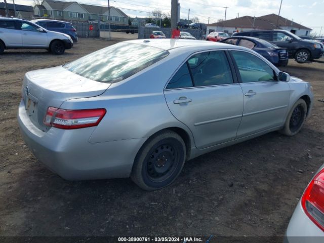 Photo 3 VIN: 4T4BF3EKXAR020593 - TOYOTA CAMRY 