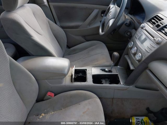 Photo 4 VIN: 4T4BF3EKXAR020593 - TOYOTA CAMRY 