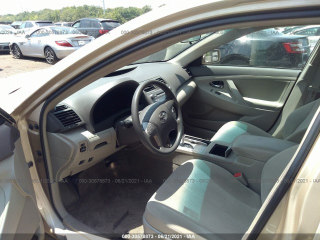 Photo 4 VIN: 4T4BF3EKXAR021792 - TOYOTA CAMRY 