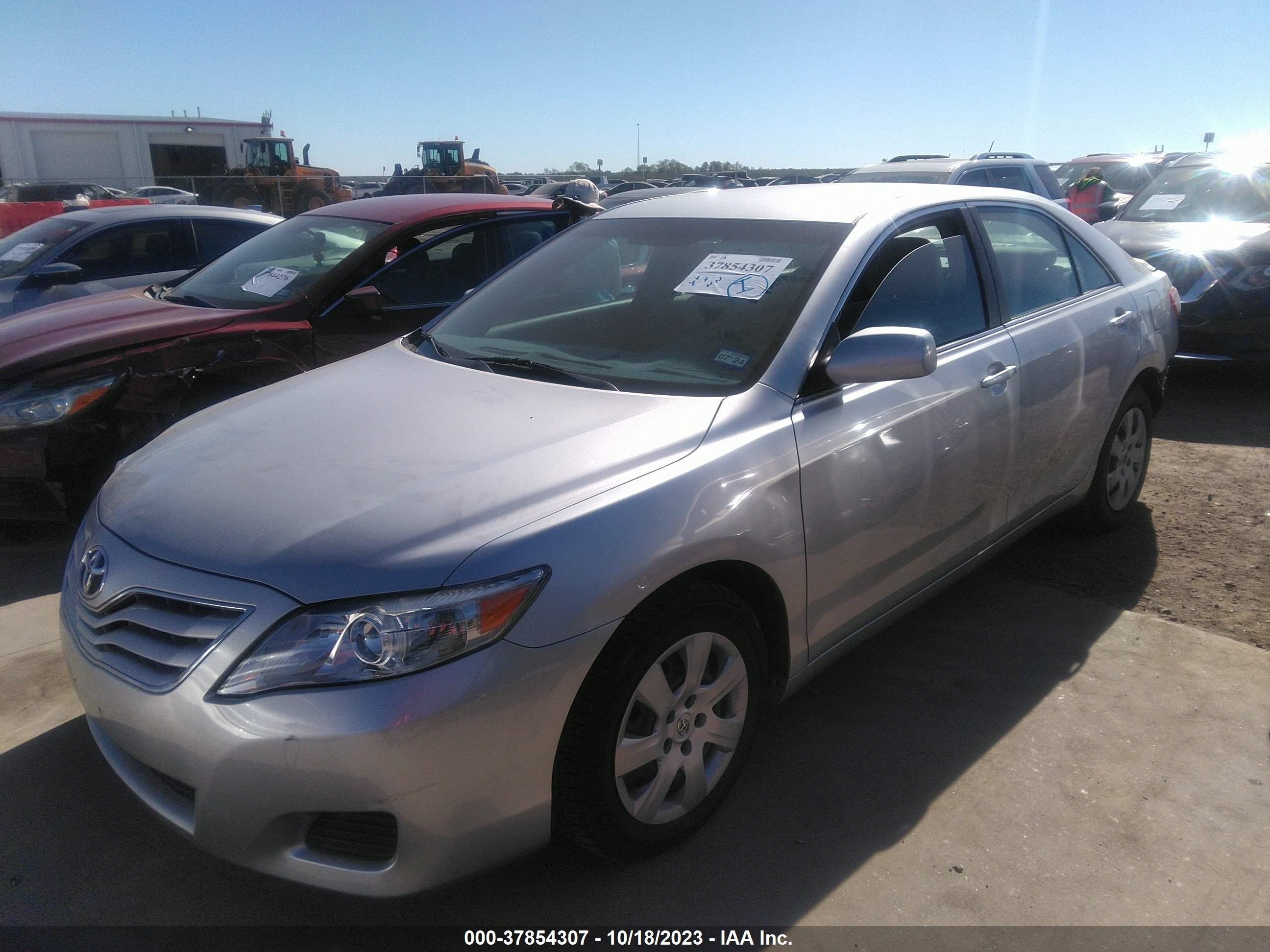 Photo 1 VIN: 4T4BF3EKXAR023980 - TOYOTA CAMRY 