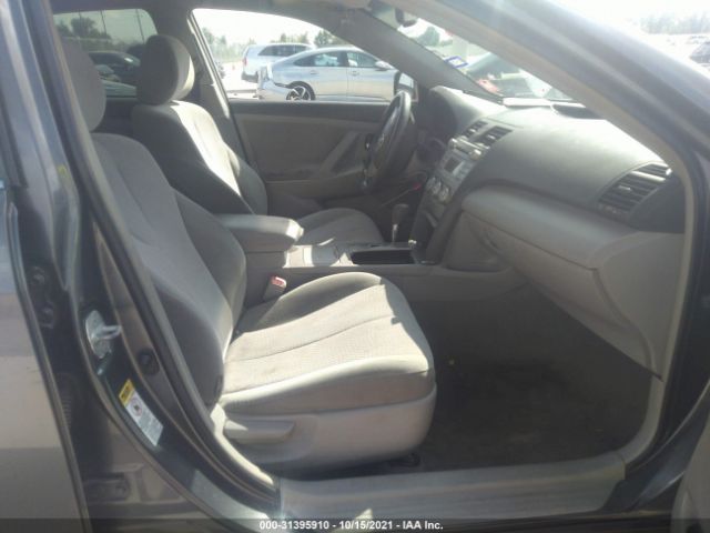 Photo 4 VIN: 4T4BF3EKXAR051620 - TOYOTA CAMRY 