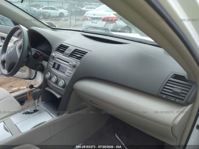 Photo 4 VIN: 4T4BF3EKXAR056784 - TOYOTA CAMRY 