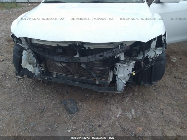 Photo 5 VIN: 4T4BF3EKXAR056784 - TOYOTA CAMRY 