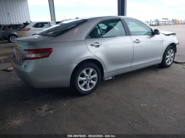 Photo 3 VIN: 4T4BF3EKXAR074895 - TOYOTA CAMRY 