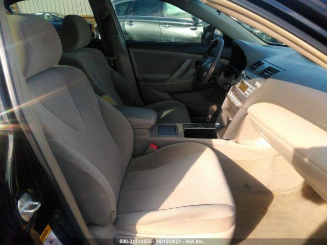 Photo 4 VIN: 4T4BF3EKXAR076923 - TOYOTA CAMRY 