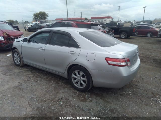 Photo 2 VIN: 4T4BF3EKXAR084682 - TOYOTA CAMRY 