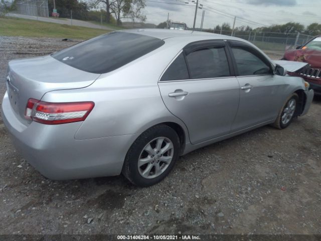 Photo 3 VIN: 4T4BF3EKXAR084682 - TOYOTA CAMRY 