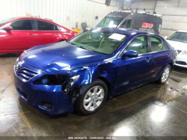 Photo 1 VIN: 4T4BF3EKXBR102678 - TOYOTA CAMRY 