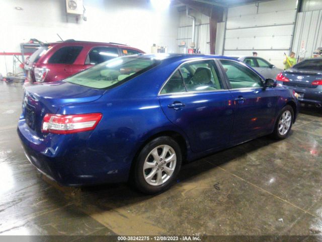 Photo 3 VIN: 4T4BF3EKXBR102678 - TOYOTA CAMRY 