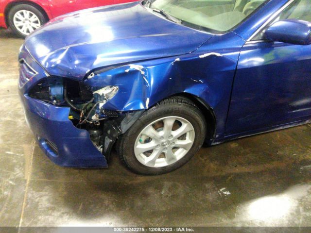 Photo 5 VIN: 4T4BF3EKXBR102678 - TOYOTA CAMRY 