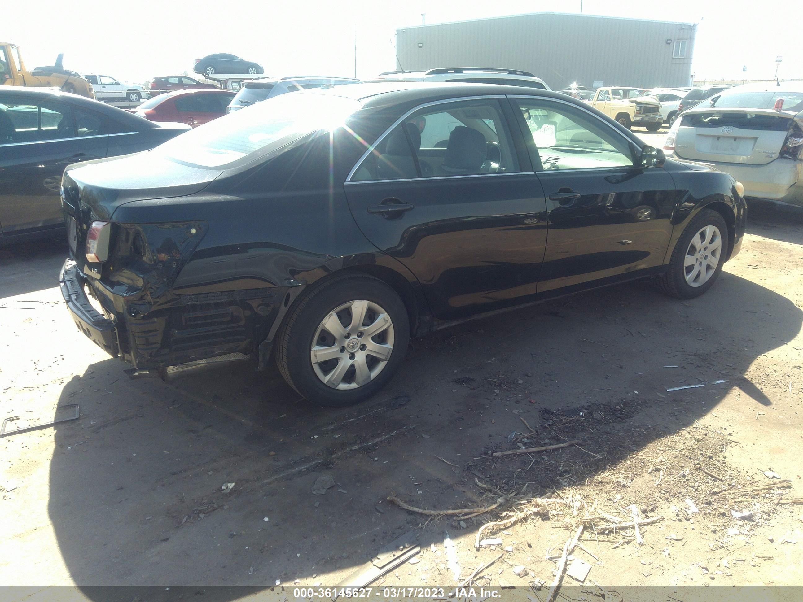 Photo 3 VIN: 4T4BF3EKXBR103121 - TOYOTA CAMRY 