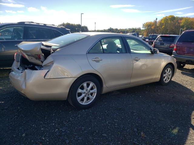 Photo 2 VIN: 4T4BF3EKXBR105077 - TOYOTA CAMRY BASE 