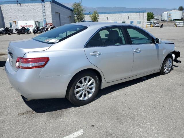 Photo 2 VIN: 4T4BF3EKXBR124356 - TOYOTA CAMRY BASE 