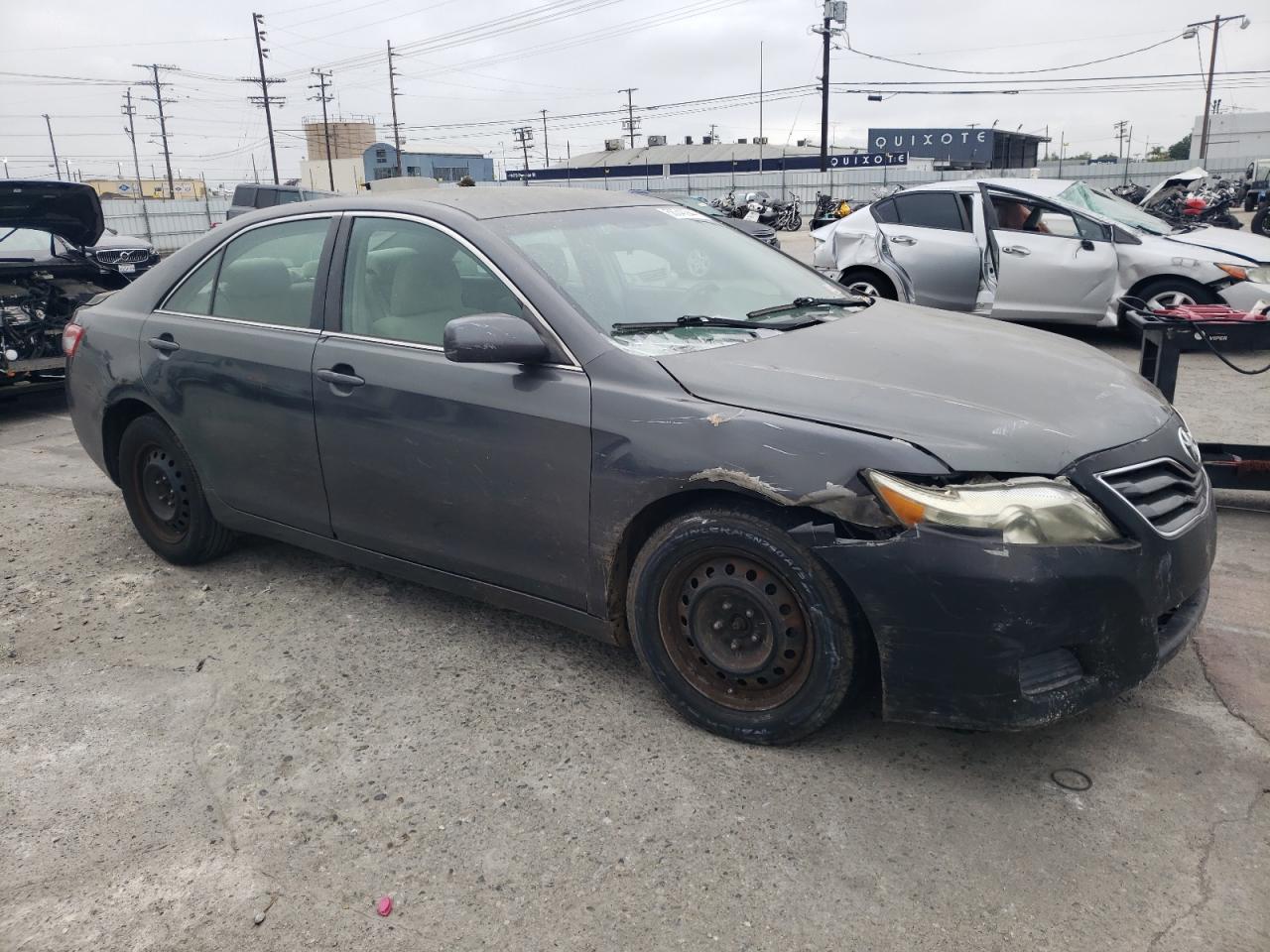 Photo 3 VIN: 4T4BF3EKXBR132702 - TOYOTA CAMRY 