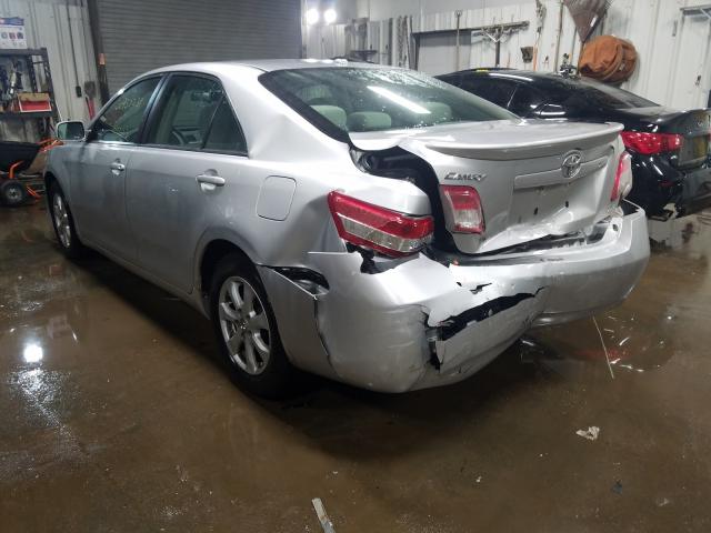 Photo 2 VIN: 4T4BF3EKXBR138712 - TOYOTA CAMRY BASE 