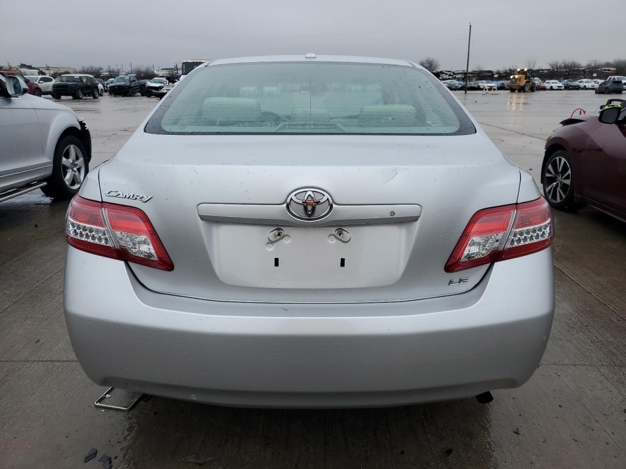 Photo 5 VIN: 4T4BF3EKXBR149757 - TOYOTA CAMRY 