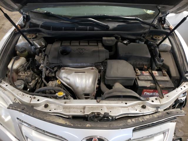 Photo 6 VIN: 4T4BF3EKXBR170673 - TOYOTA CAMRY LE 