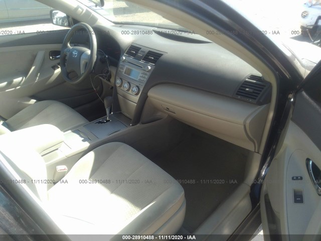 Photo 4 VIN: 4T4BF3EKXBR171001 - TOYOTA CAMRY 