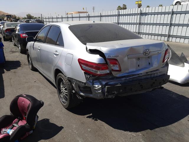 Photo 2 VIN: 4T4BF3EKXBR177042 - TOYOTA CAMRY BASE 