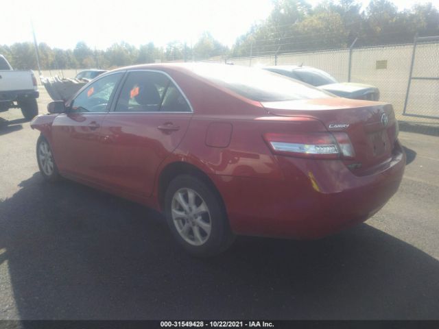 Photo 2 VIN: 4T4BF3EKXBR191832 - TOYOTA CAMRY 