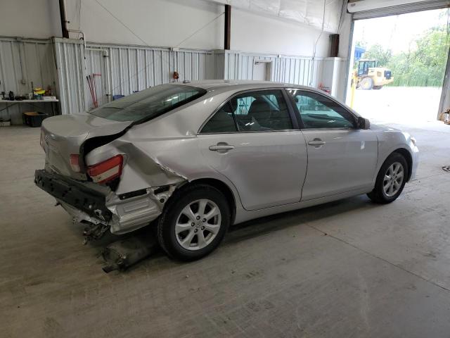 Photo 2 VIN: 4T4BF3EKXBR196917 - TOYOTA CAMRY BASE 