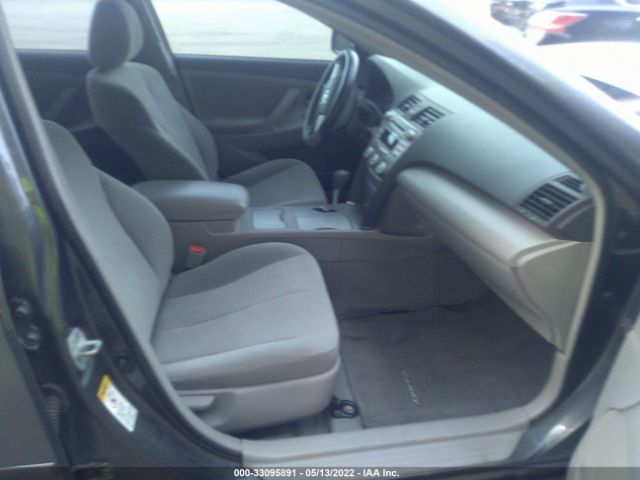 Photo 4 VIN: 4T4BF3EKXBR201355 - TOYOTA CAMRY 