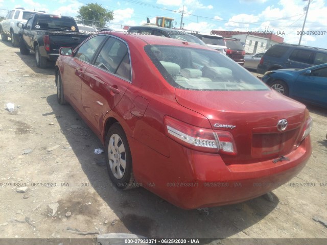 Photo 2 VIN: 4T4BF3EKXBR207348 - TOYOTA CAMRY 