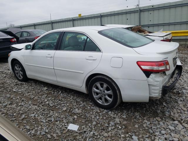 Photo 2 VIN: 4T4BF3EKXBR212887 - TOYOTA CAMRY BASE 